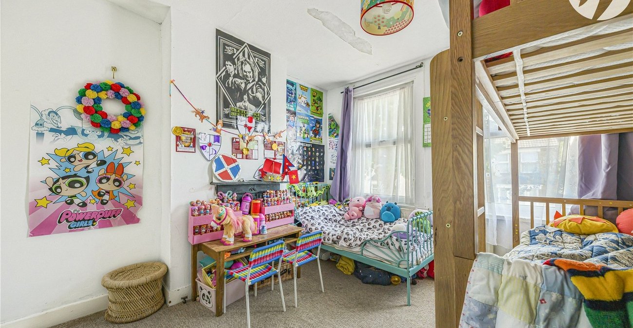 3 bedroom house for sale in Dartford | Robinson Jackson