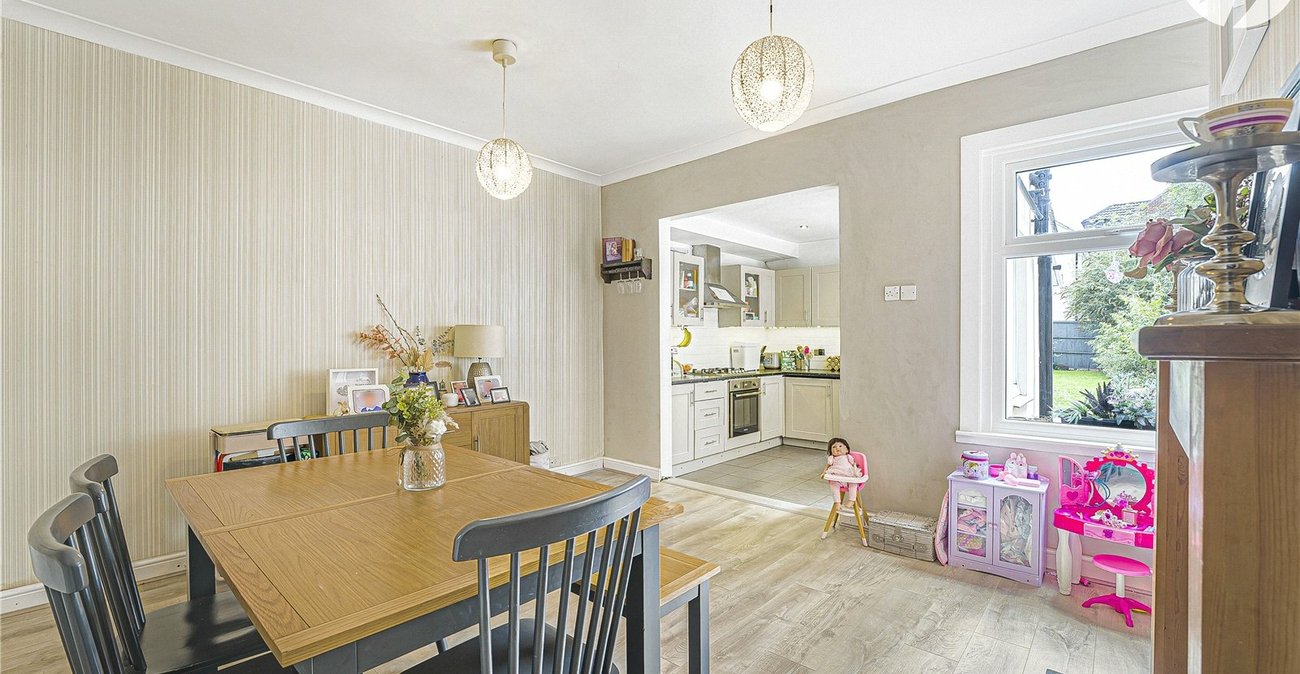 3 bedroom house for sale in Dartford | Robinson Jackson