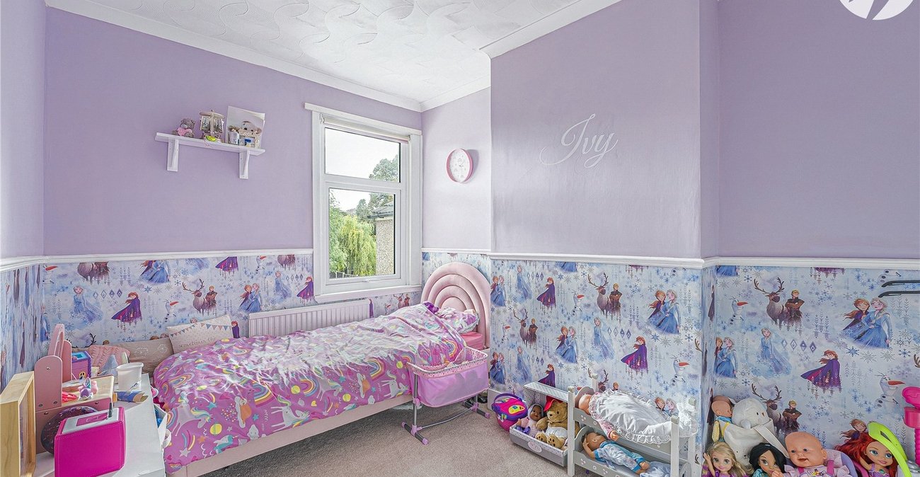 3 bedroom house for sale in Dartford | Robinson Jackson