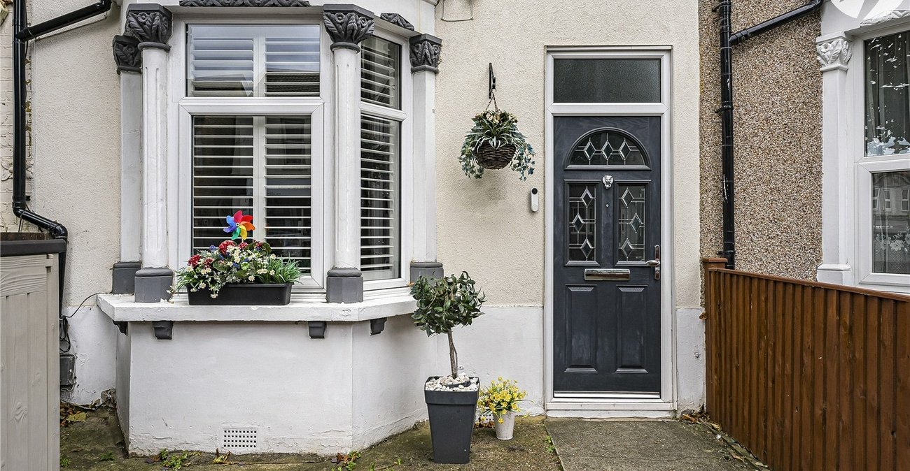 3 bedroom house for sale in Dartford | Robinson Jackson