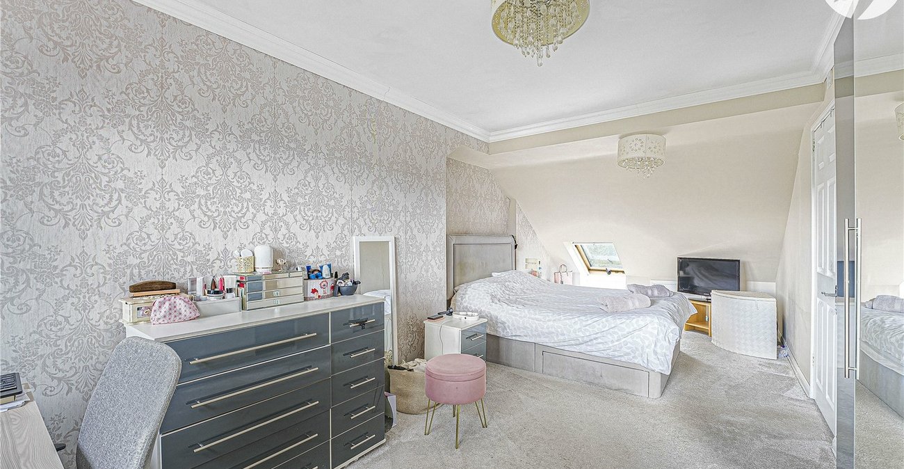 3 bedroom house for sale in Dartford | Robinson Jackson