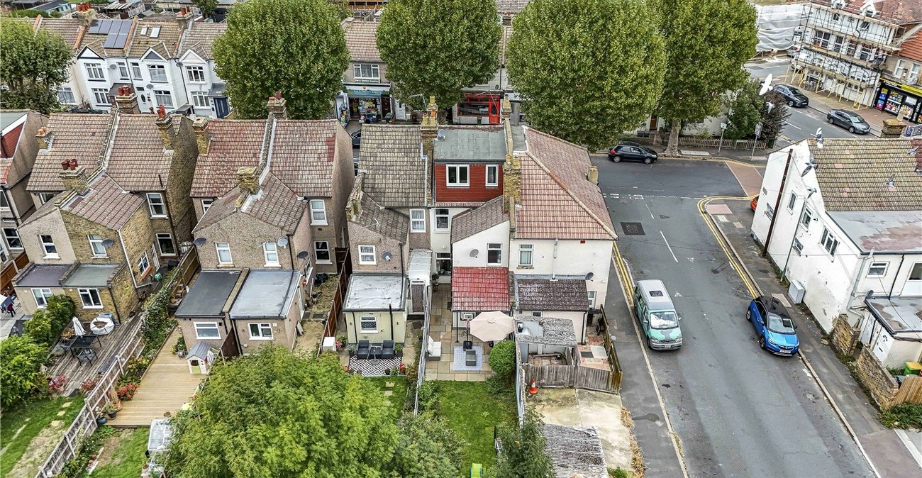 3 bedroom house for sale in Dartford | Robinson Jackson