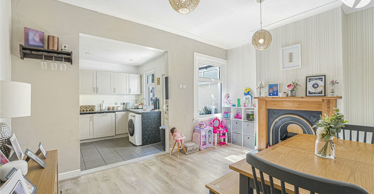 3 bedroom house for sale in Dartford | Robinson Jackson