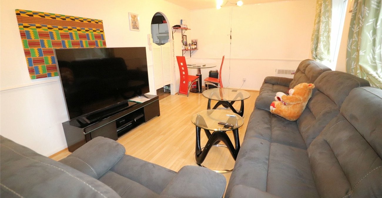 2 bedroom property for sale in Slade Green | Robinson Jackson