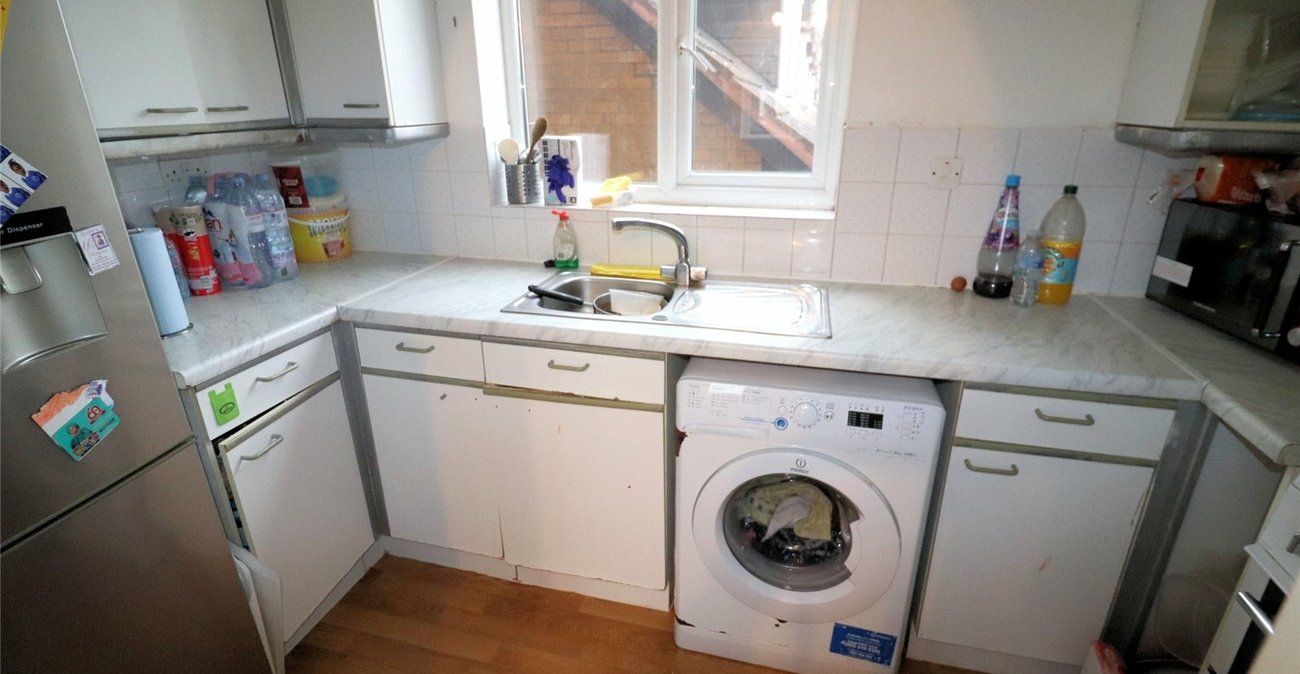 2 bedroom property for sale in Slade Green | Robinson Jackson