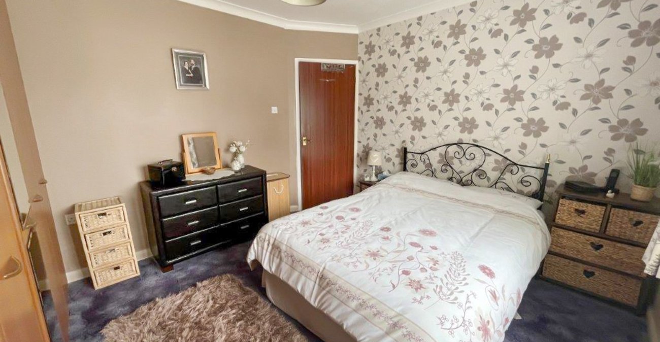 3 bedroom house for sale in Northfleet | Robinson Michael & Jackson