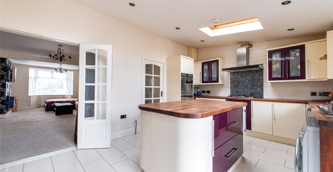 3 bedroom house for sale in Northfleet | Robinson Michael & Jackson