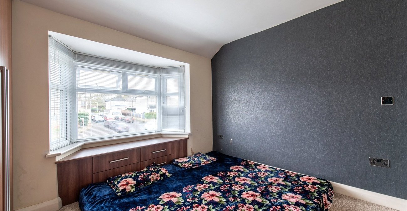 3 bedroom house for sale in Northfleet | Robinson Michael & Jackson
