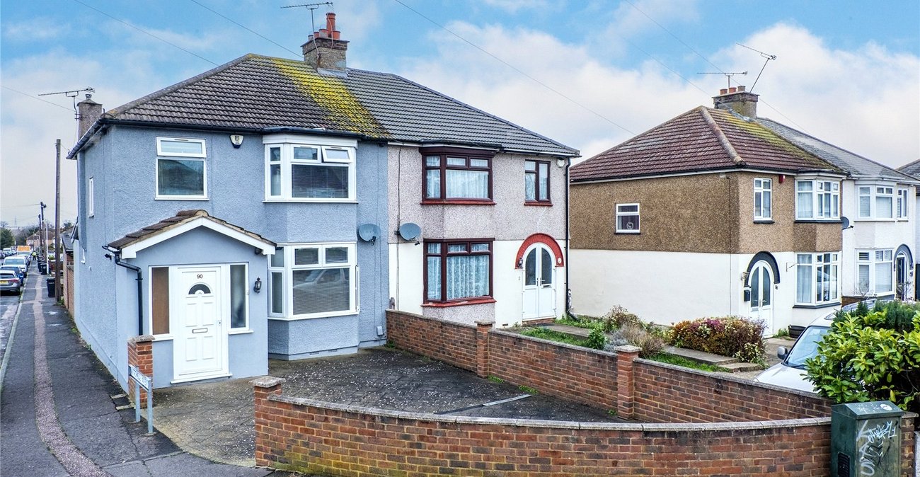 3 bedroom house for sale in Northfleet | Robinson Michael & Jackson