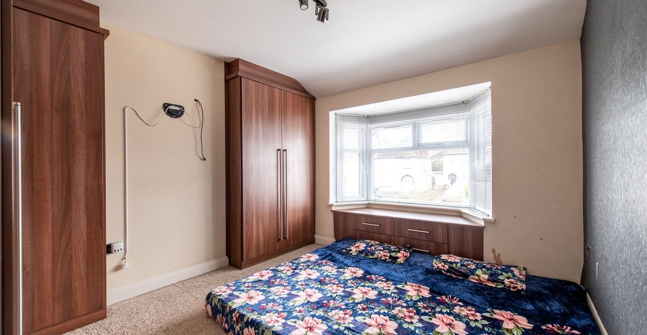 3 bedroom house for sale in Northfleet | Robinson Michael & Jackson