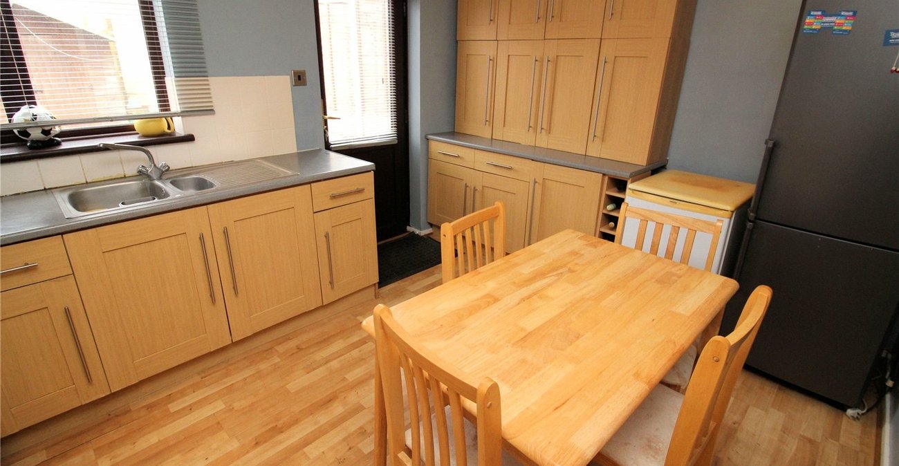 2 bedroom house for sale in Erith | Robinson Jackson