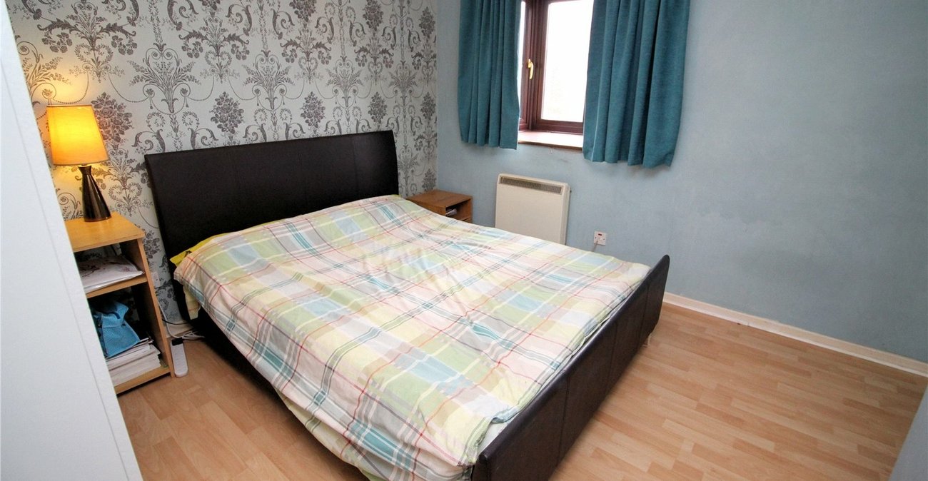 2 bedroom house for sale in Erith | Robinson Jackson