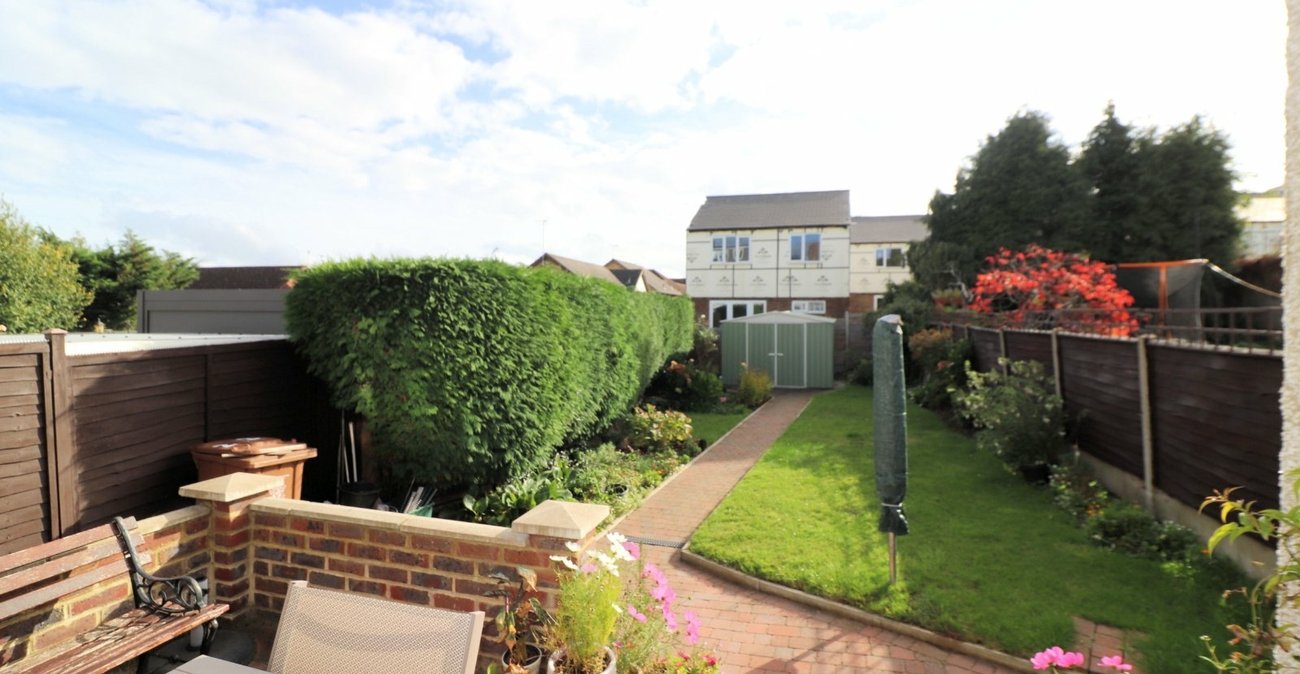 3 bedroom house for sale in Erith | Robinson Jackson