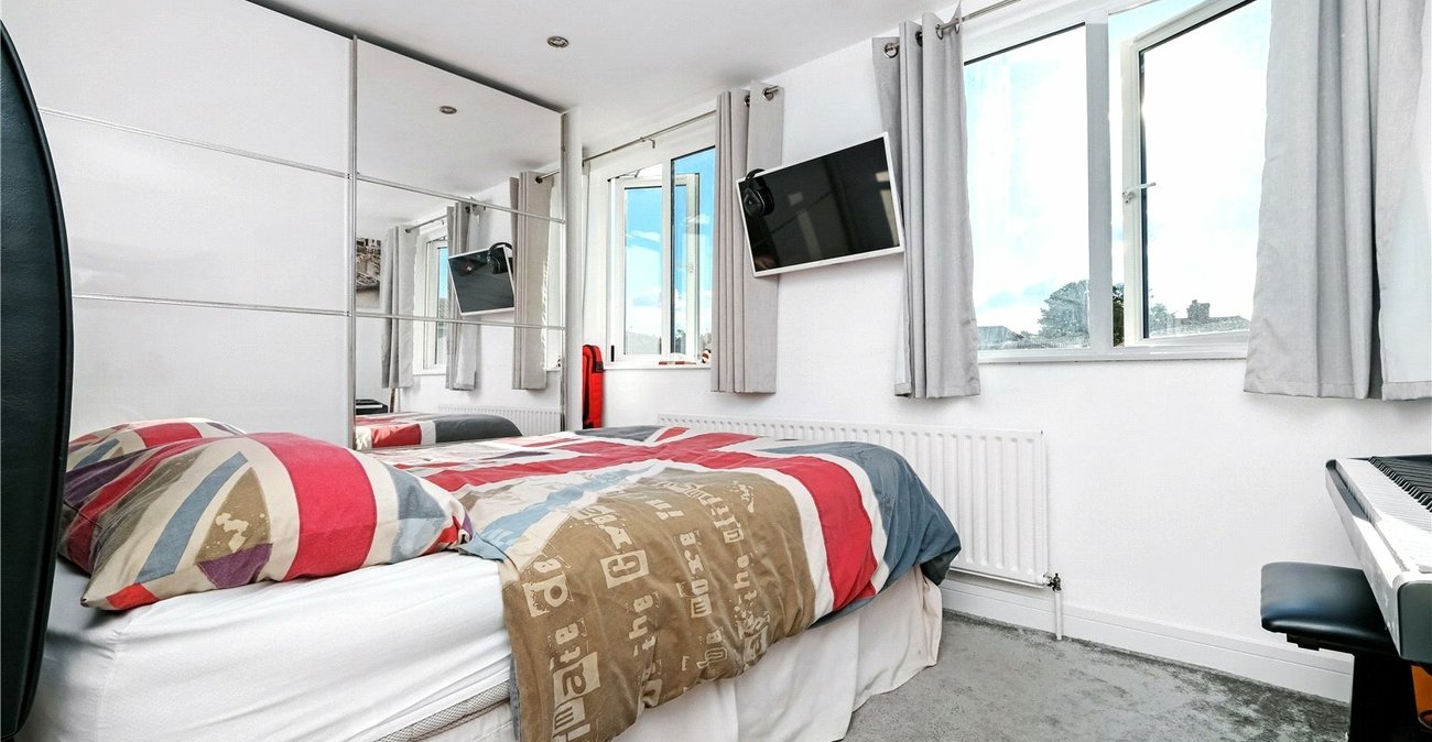 4 bedroom house for sale in Welling | Robinson Jackson