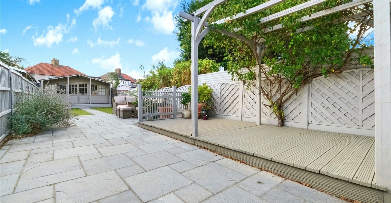 4 bedroom house for sale in Welling | Robinson Jackson