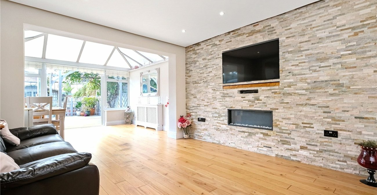 4 bedroom house for sale in Welling | Robinson Jackson