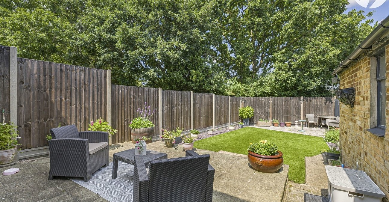 3 bedroom house for sale in Dartford | Robinson Jackson