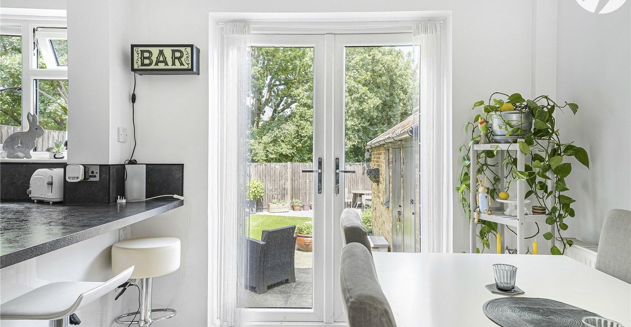 3 bedroom house for sale in Dartford | Robinson Jackson