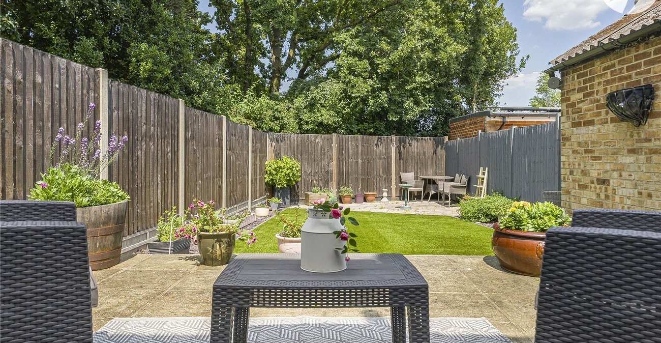 3 bedroom house for sale in Dartford | Robinson Jackson