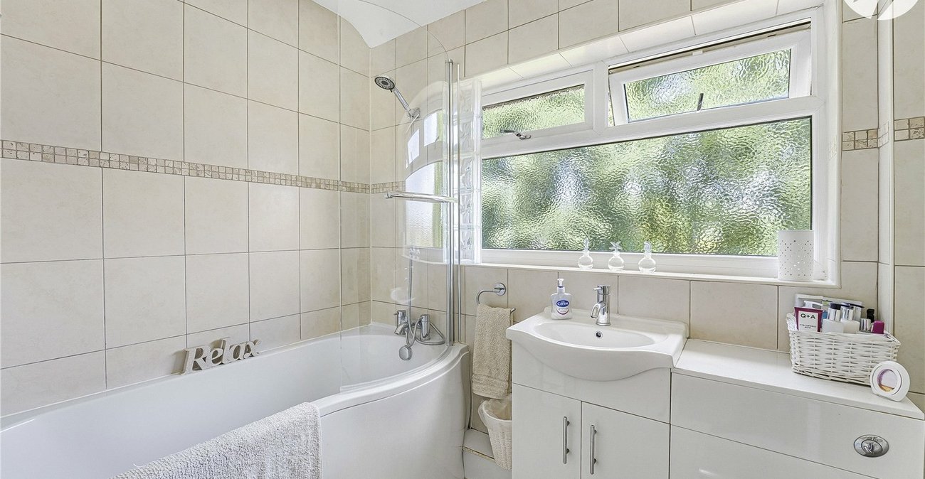 3 bedroom house for sale in Dartford | Robinson Jackson