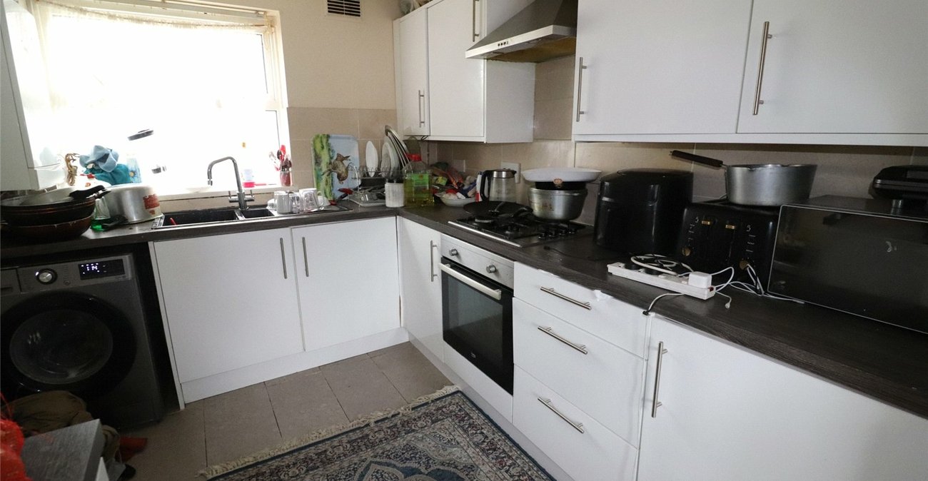 4 bedroom house for sale in Erith | Robinson Jackson