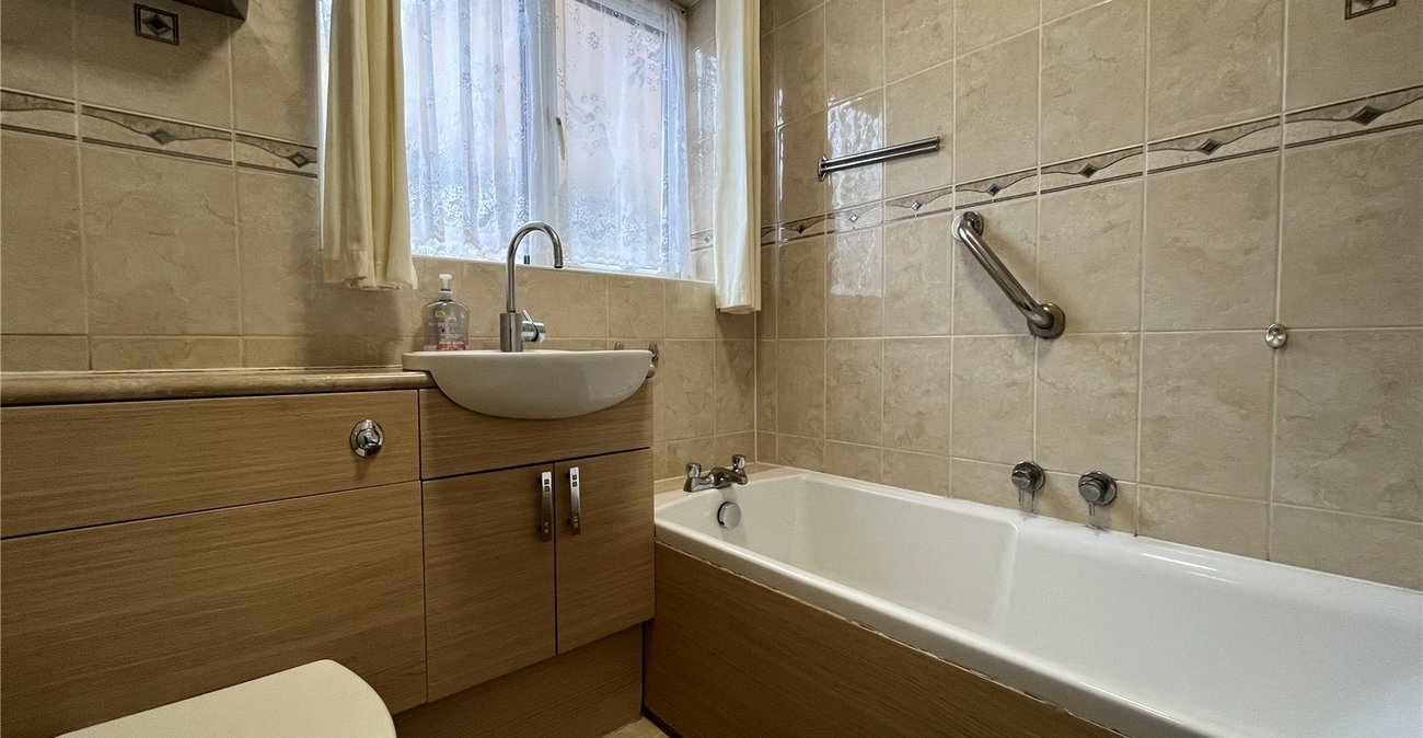 4 bedroom bungalow for sale in Davis Estate | Robinson Michael & Jackson