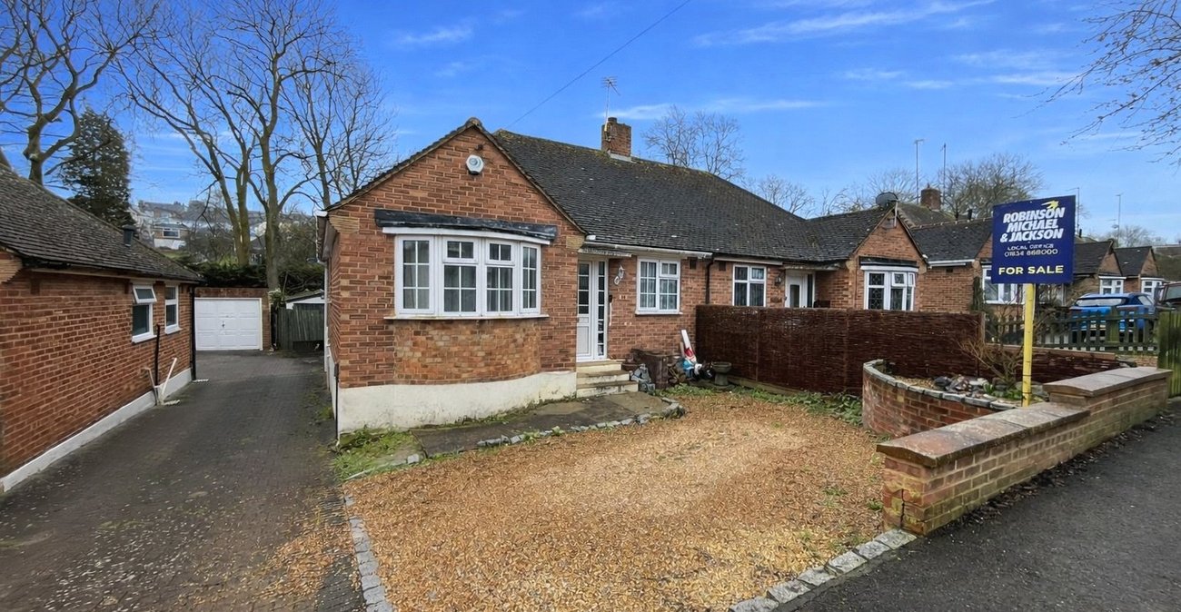 2 bedroom bungalow for sale in Davis Estate | Robinson Michael & Jackson