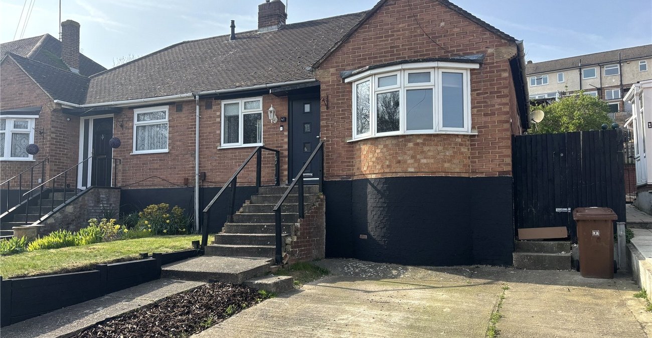 3 bedroom bungalow for sale in Davis Estate | Robinson Michael & Jackson