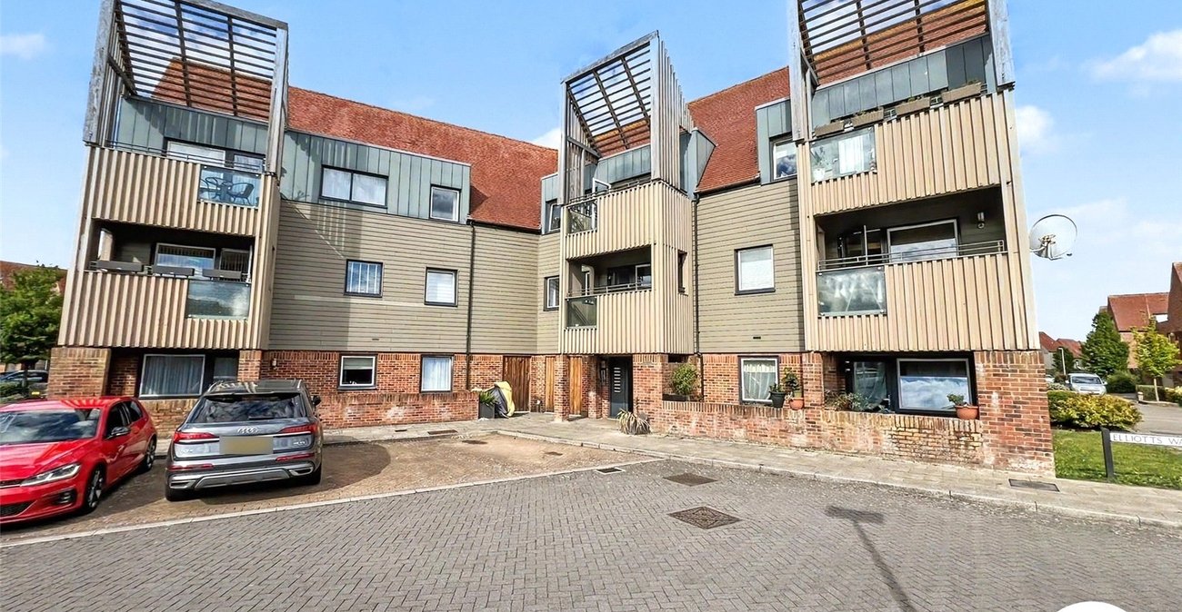 1 bedroom property for sale in Elliotts Way | Robinson Michael & Jackson