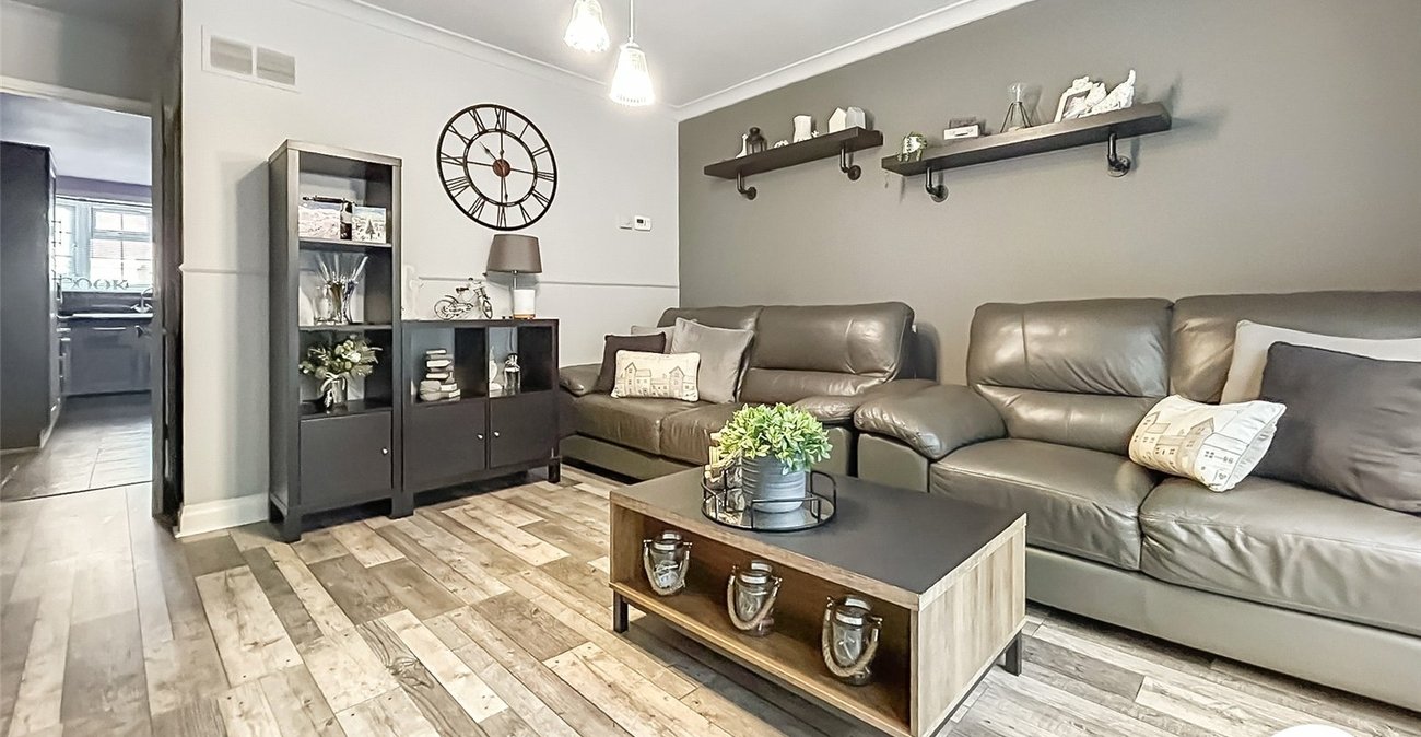 2 bedroom house for sale in Woolwich | Robinson Jackson