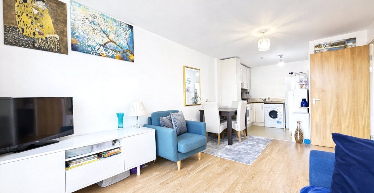 1 bedroom property for sale in London | Robinson Jackson