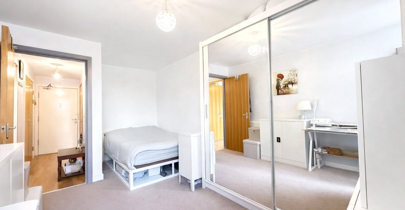 1 bedroom property for sale in London | Robinson Jackson