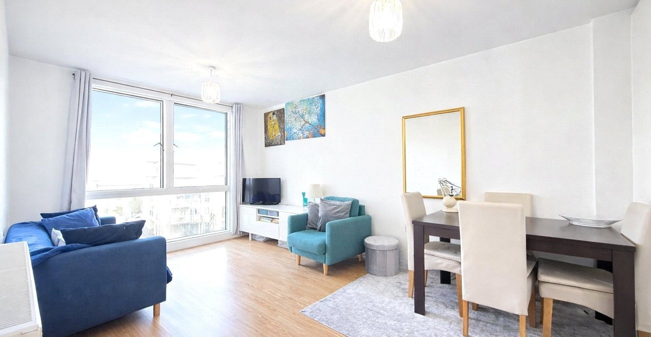 1 bedroom property for sale in London | Robinson Jackson