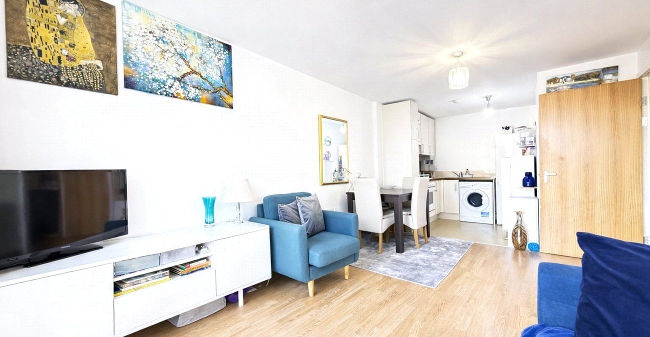 1 bedroom property for sale in London | Robinson Jackson
