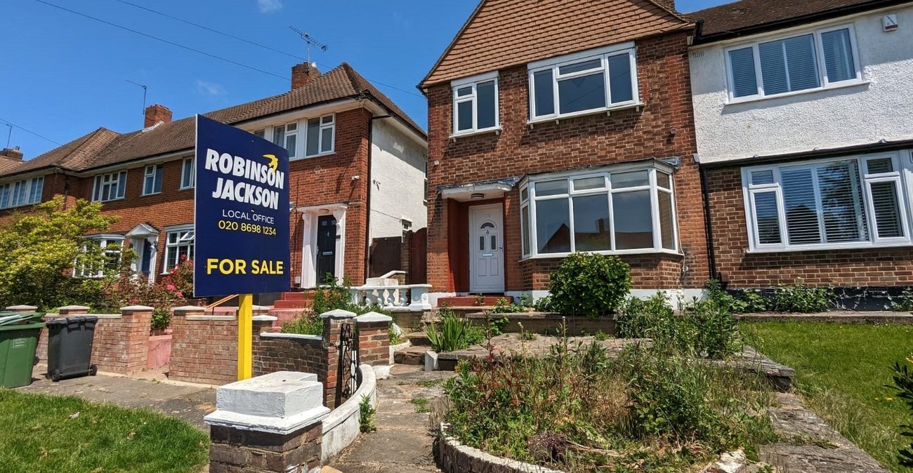 3 bedroom house for sale in Catford | Robinson Jackson
