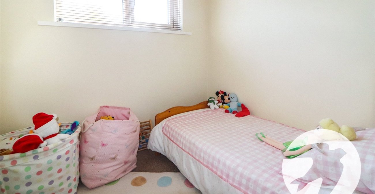 4 bedroom house for sale in Erith | Robinson Jackson
