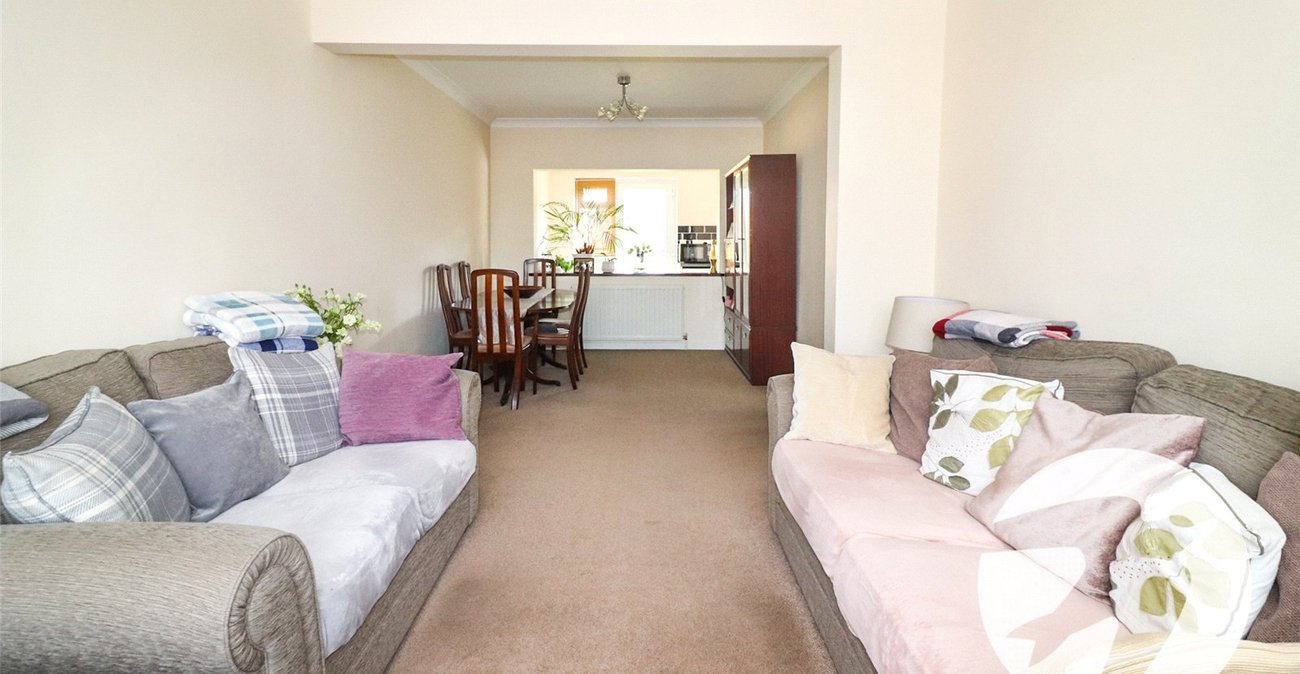 4 bedroom house for sale in Erith | Robinson Jackson