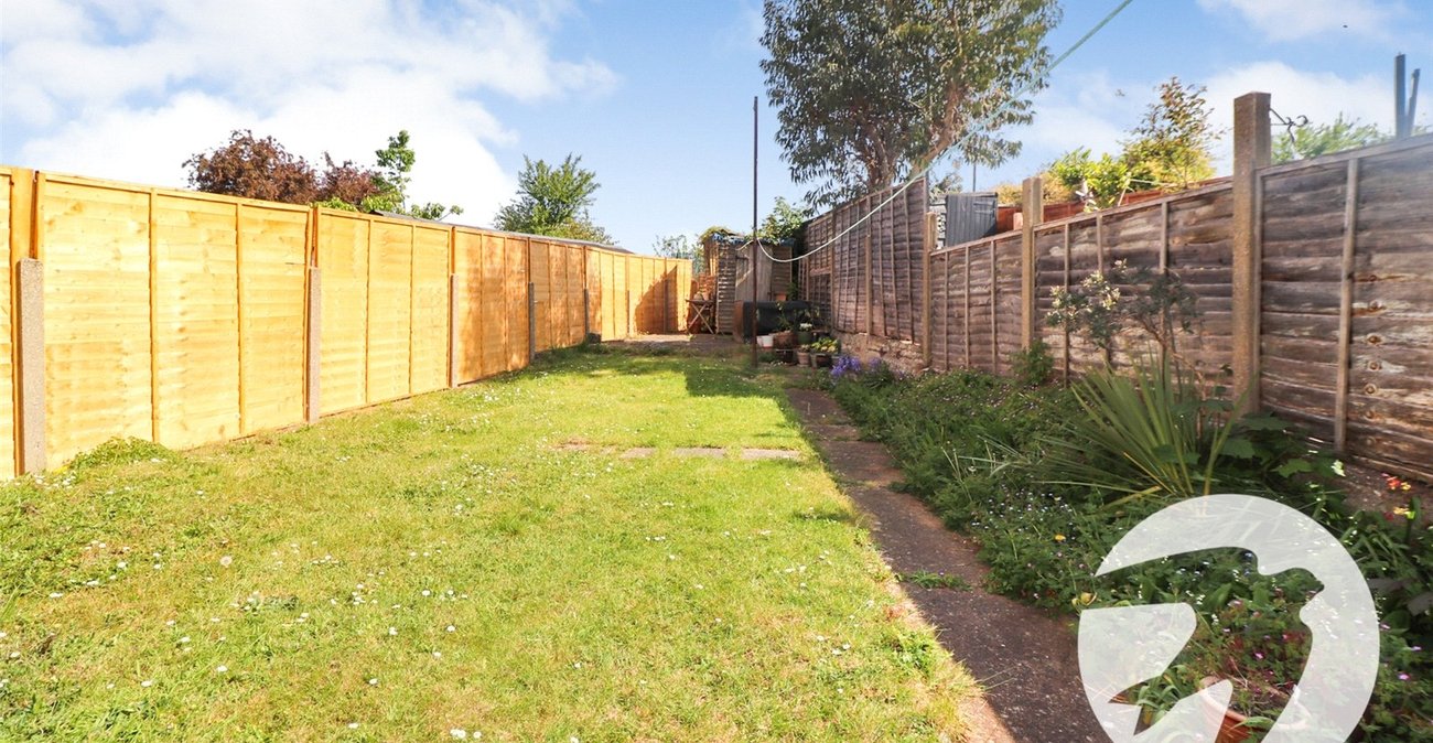 4 bedroom house for sale in Erith | Robinson Jackson