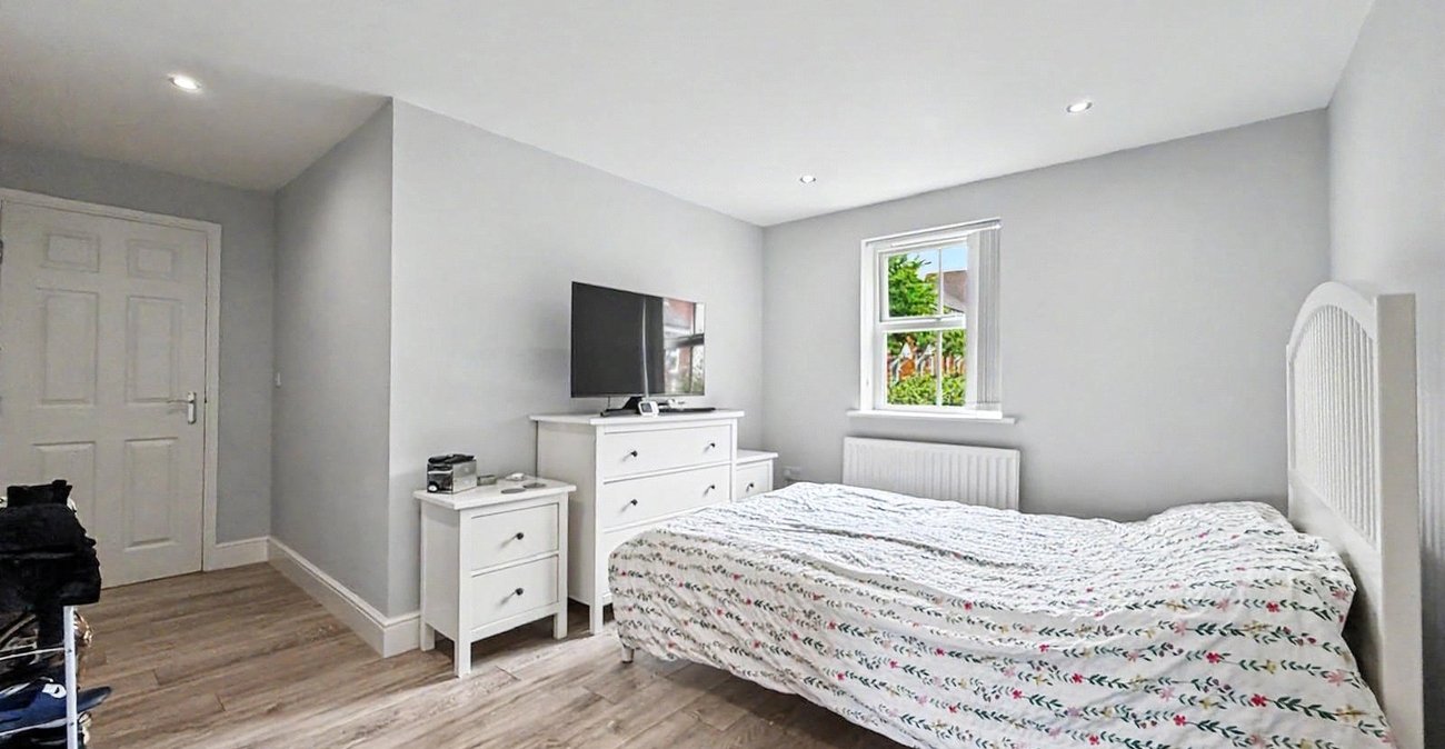 2 bedroom property for sale in Gillingham | Robinson Michael & Jackson