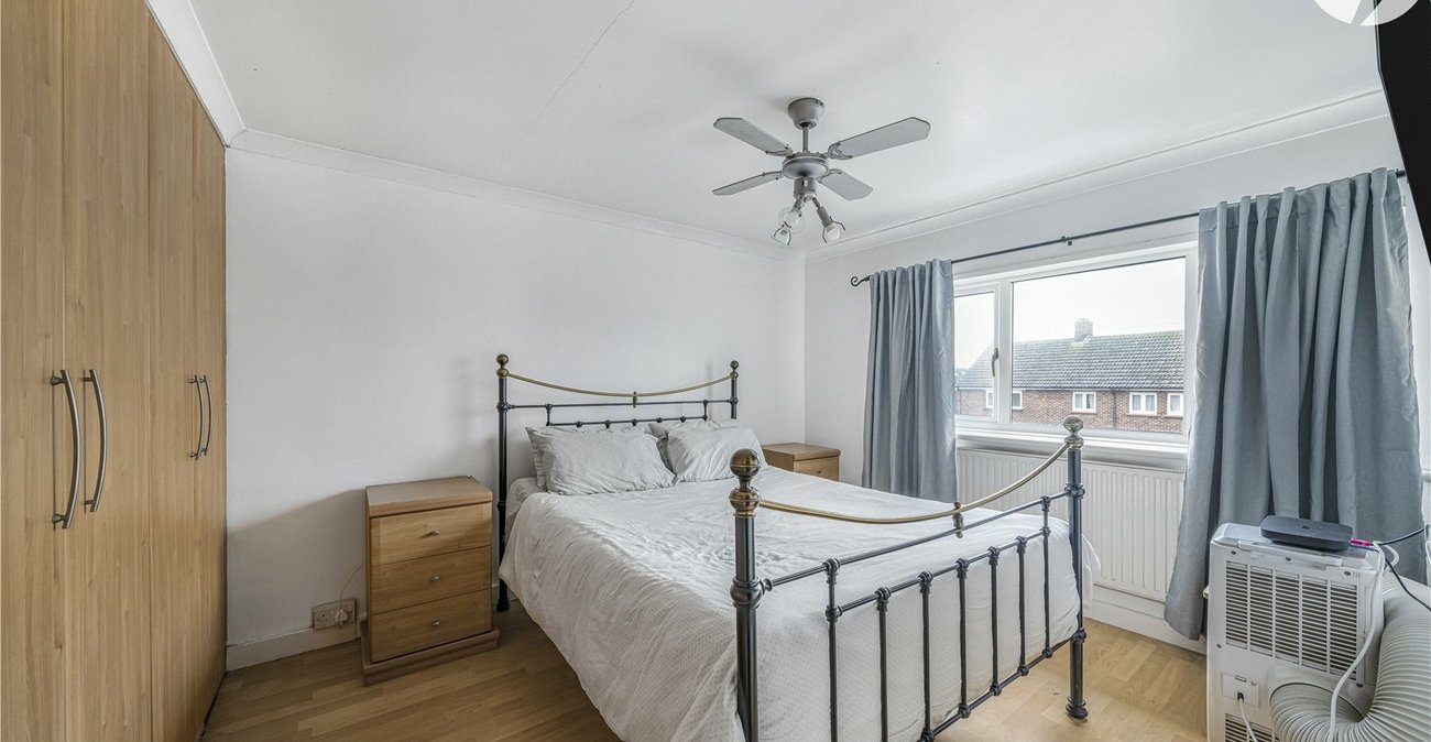 3 bedroom house for sale in Northfleet | Robinson Michael & Jackson