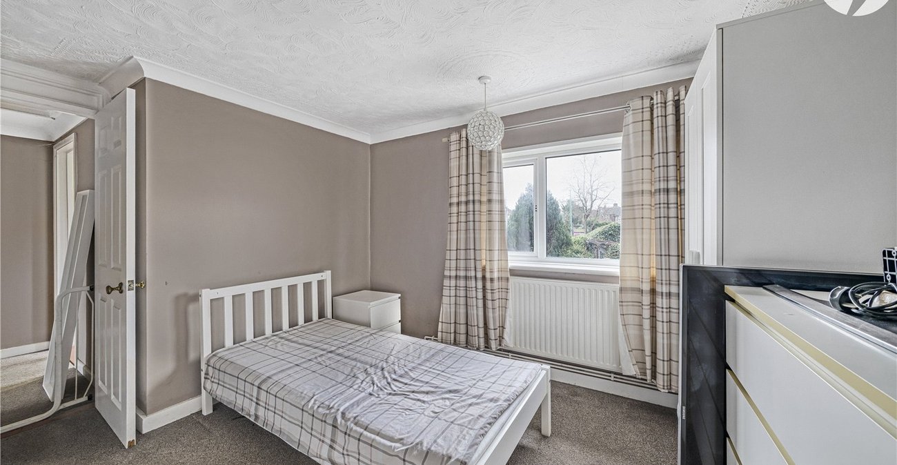 3 bedroom house for sale in Northfleet | Robinson Michael & Jackson