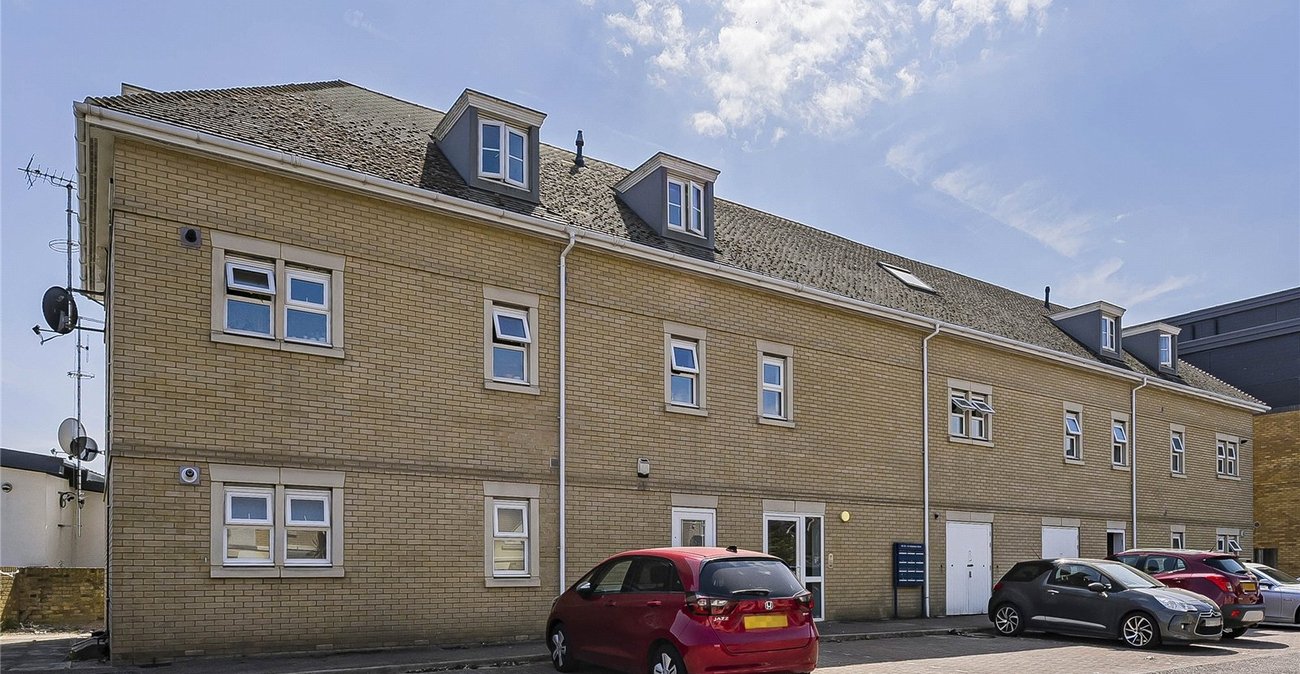 1 bedroom property for sale in Dartford | Robinson Jackson