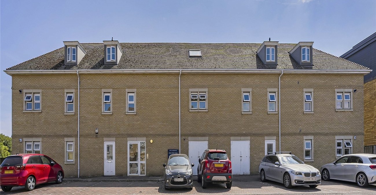 1 bedroom property for sale in Dartford | Robinson Jackson