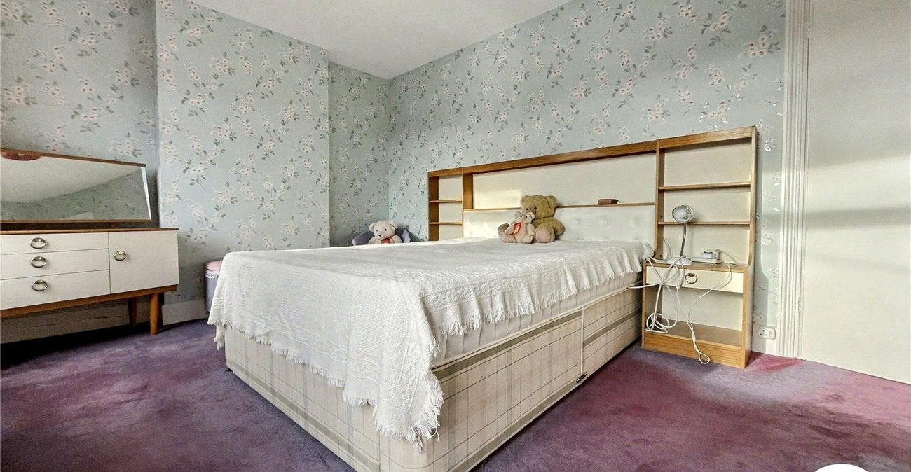 2 bedroom house for sale in Snodland | Robinson Michael & Jackson