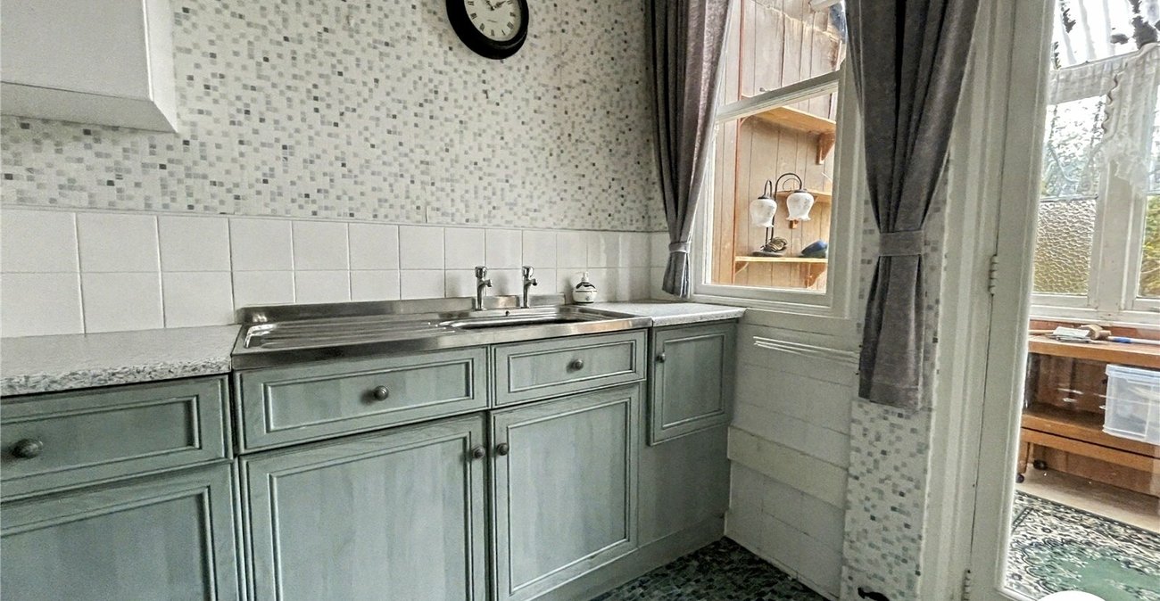 2 bedroom house for sale in Snodland | Robinson Michael & Jackson