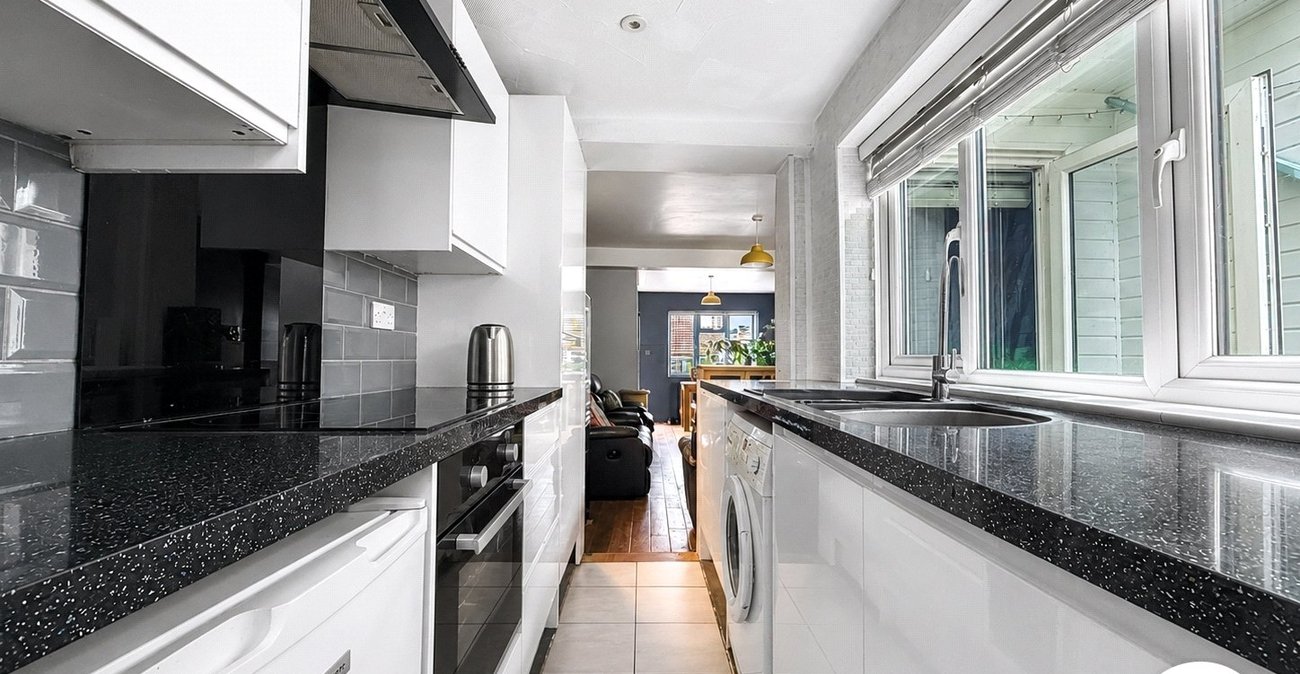 2 bedroom house for sale in Chatham | Robinson Michael & Jackson