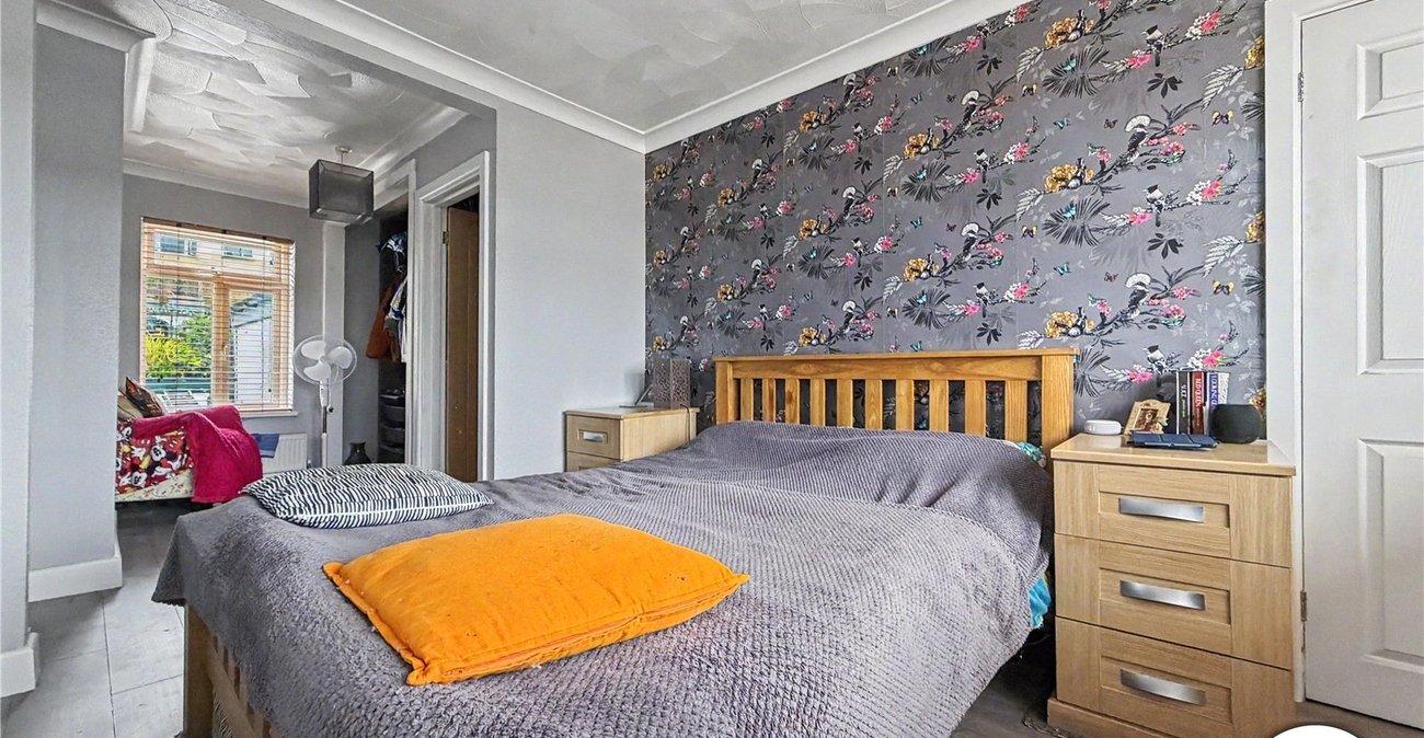 2 bedroom house for sale in Chatham | Robinson Michael & Jackson