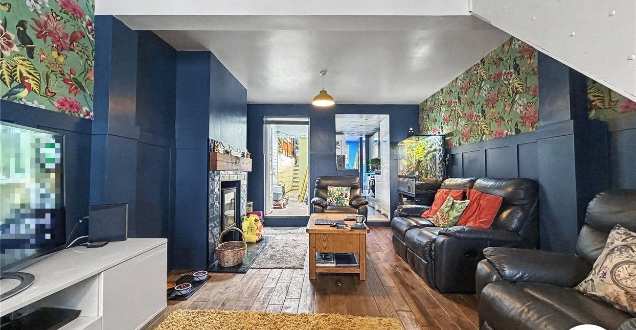 2 bedroom house for sale in Chatham | Robinson Michael & Jackson