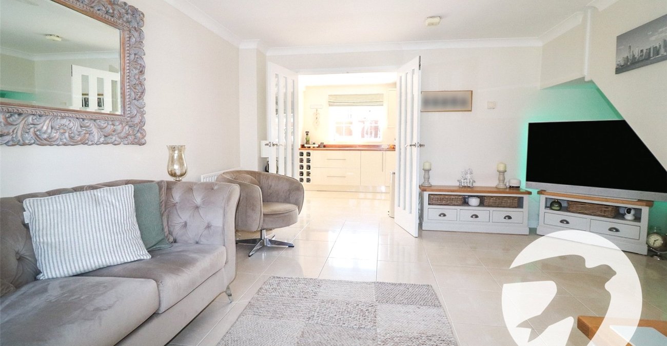 4 bedroom house for sale in Erith | Robinson Jackson