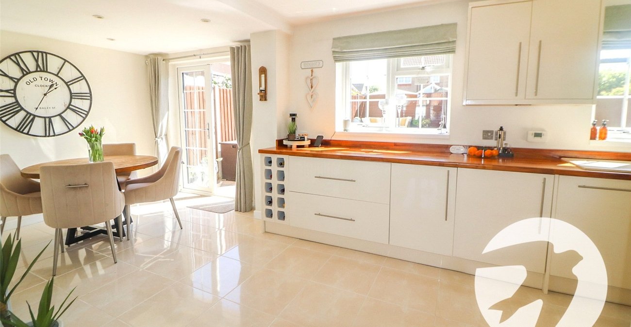 4 bedroom house for sale in Erith | Robinson Jackson